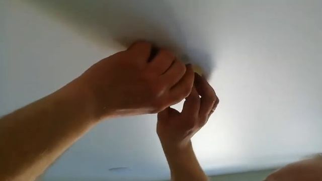 Отверстие под светильник любого диаметра в натяжном потолке без термокольца смотреть онлайн