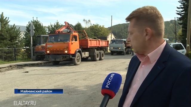 В Майминском районе продолжается ремонт дорог в рамках нацпроекта БКАД смотреть онлайн