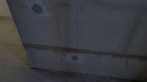 Самый ЖУТКИЙ минус СТРУННЫХ МАЯКОВ! Нужно быть ОСТОРОЖНЕЕ! Штукатурка стен по маякам.