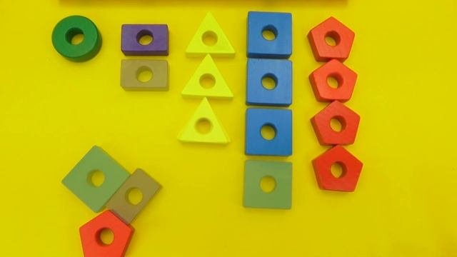 Учим цвета, цифры и формы. Развивающее видео для детей