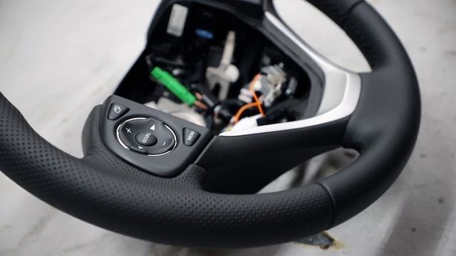Обтяжка резинового руля в кожу - Honda CR-V [ПЕРЕТЯЖКА РУЛЯ ВОЗМОЖНОСТИ 2022]