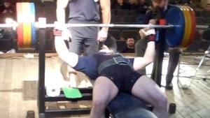 Виталий Поримон,  жим лёжа - 175 кг на 10 раз, с.в. 82 кг, Кубок Дружбы -3.