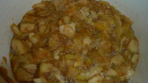 Яблочное варенье с апельсином и корицей