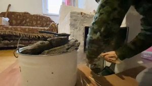 Как затопить печь на кизяке