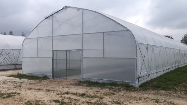 Круглогодичная тепличная конструкция. смотреть онлайн
