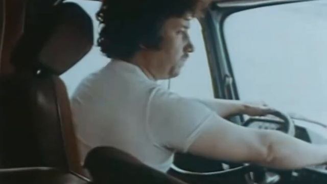 День любви (1990) - car chase scene смотреть онлайн