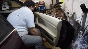 Как снять дверную карту BMW E92