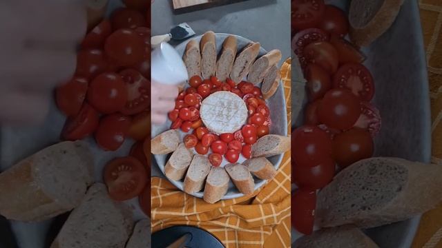 Сырное наслаждение: Камамбер с Черри в  духовке #камамбер