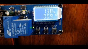 Реле контроля напряжения для зарядки и обслуживания аккумуляторов.