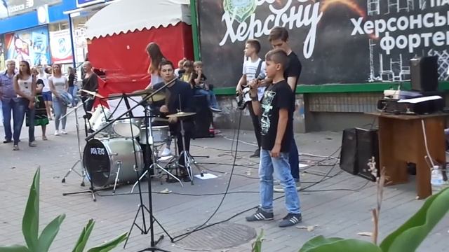 ЗВЕЗДА ПО ИМЕНИ СОЛНЦЕ КАВЕР ОТ ГРУППЫ DISASTERS смотреть онлайн