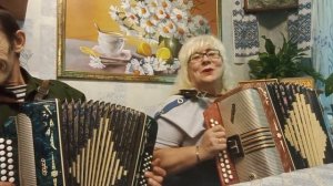 Веселая песня "Крапива-Лебеда,,-Галина гармонист самоучка)) и Валерий Ковальчук гармонь