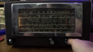 Старинный, ламповый, всеволновый приемник Hallicrafters 5R10A