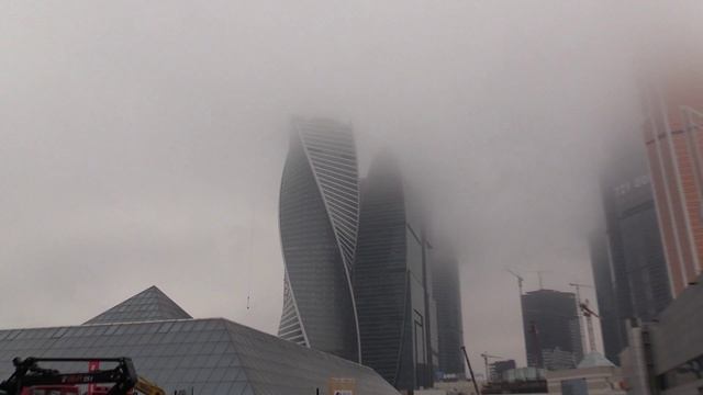 Туман сел на Москва-сити (Moscow city) смотреть онлайн