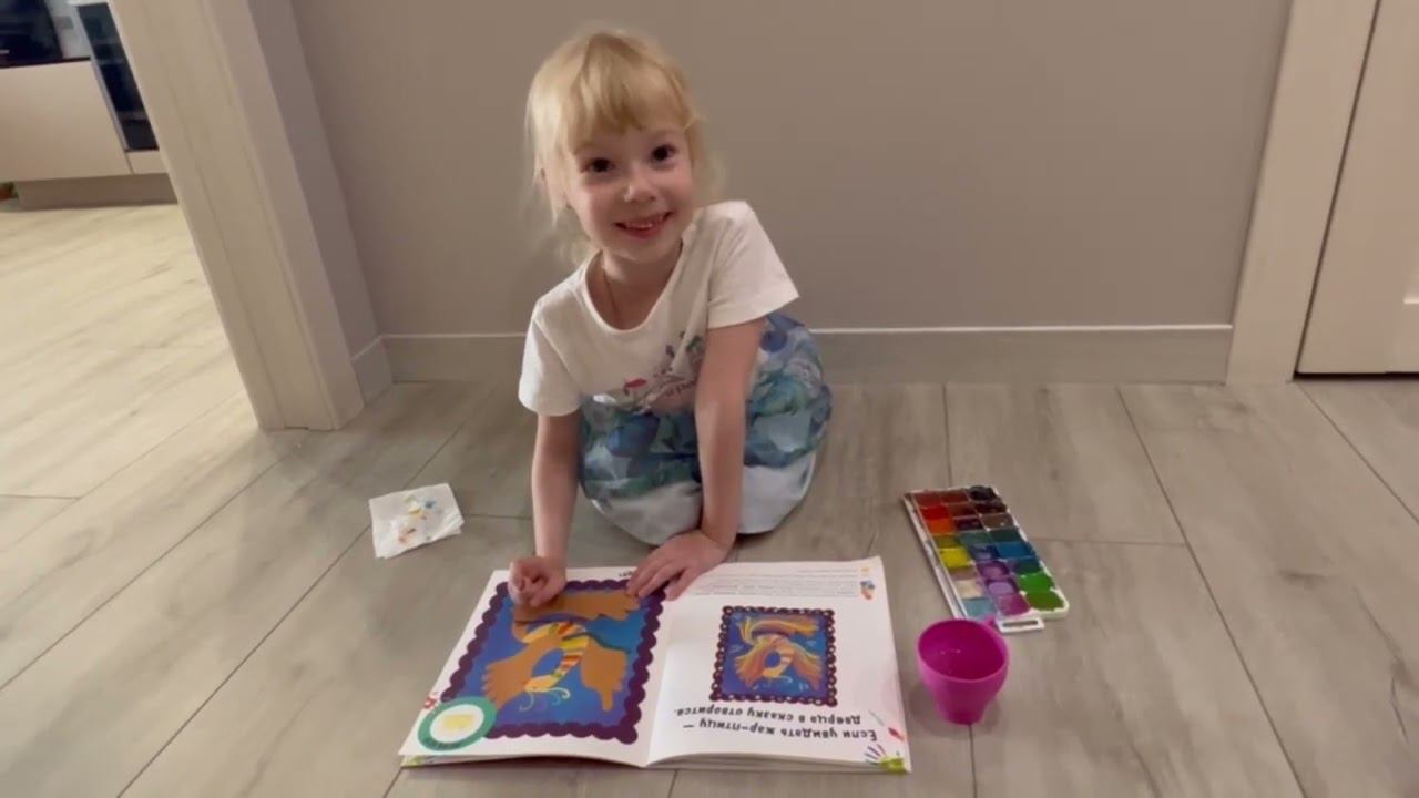 Раскраска пальчиками. MaryLike) Видео для детей. Поиграй с Машей, раскрась картинку. смотреть онлайн