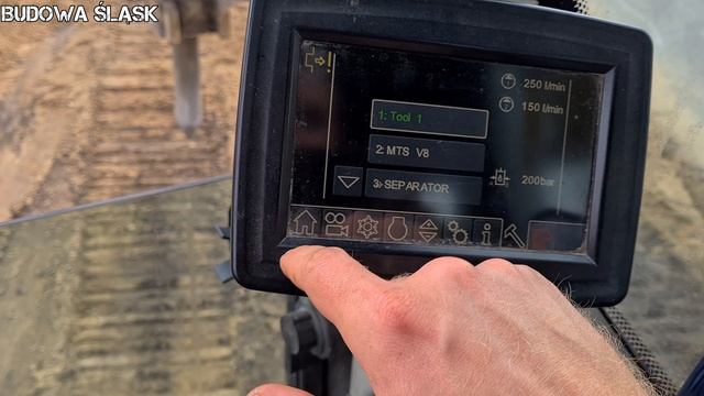 7. Przesiadka z Komatsu pw180 na Liebherr 906. Kucie młotem stabilizacji. Twarda stabilizacja grunt смотреть онлайн