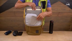 Рюкзак Deuter UP Stockholm Clay/Turmeric. Обзор за 60 секунд