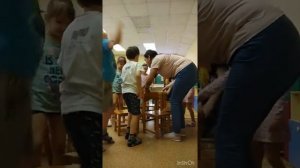 "Музыкальные стулья"