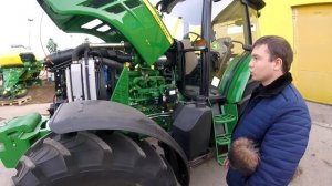 Трактор John Deere 6135B
