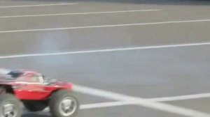 Радиоуправляемые машинки: бензиновая радиоуправляемая машинка