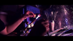 Ролик о создании галактик из стекла