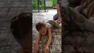 учимся ползать при ДЦП