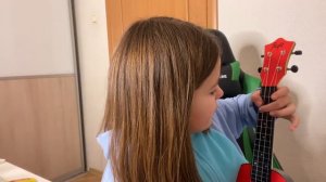 2-ой урок как научиться играть на укулеле с нуля