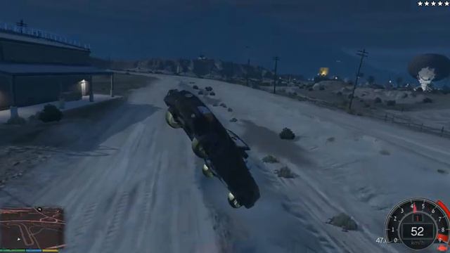 GTA5 легендарный мерседес уходит от погони 500sl+тюнинг смотреть онлайн