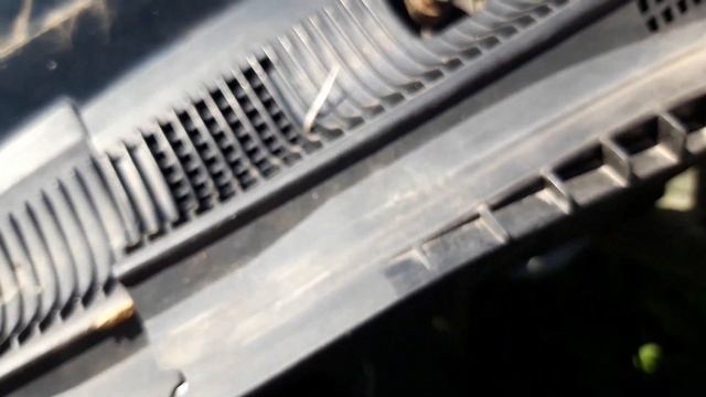 Снятие дворников (стеклоочистителей) и моторчика с трапециями Mazda 6 (GG) 2003г смотреть онлайн