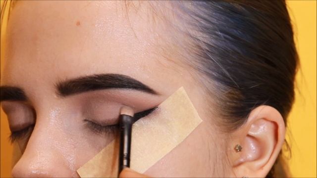 СТРЕЛКИ ТЕНЯМИ ДЛЯ НАВИСШЕГО ВЕКА / ВЕЧЕРНИЙ МАКИЯЖ смотреть онлайн