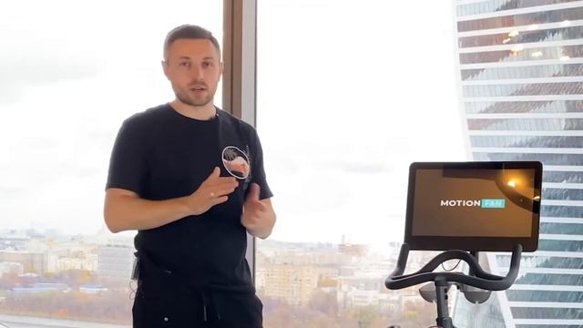 Не покупай велотренажер, пока не узнаешь про спин байк! Узнай из видео почему тебе нужен именно он