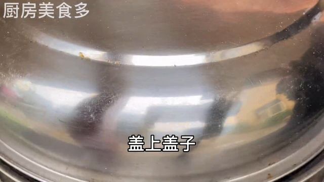 秋天要多吃紅豆，教你養生做法，筷子攪一攪，軟糯香甜，比吃肉還好吃，【廚房美食多】，#紅豆料理，#紅豆食譜，#家常菜，#美食，#紅豆糯米糕，#紅豆糯米糕簡單易學軟糯香甜，#紅豆糯米糕好吃的做法，#紅豆