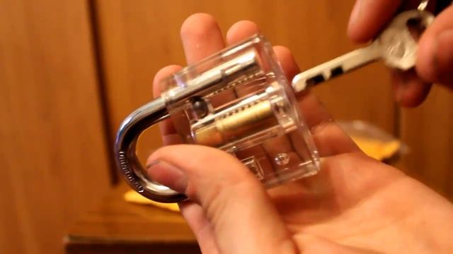 Прозрачные тренеровочные замки для вскрытия отмычками training lock .RL.video.part19.mp4