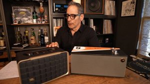 SPEAKER SHOWDOWN! JBL Authentics 200 vs Klipsch One II McLaren!