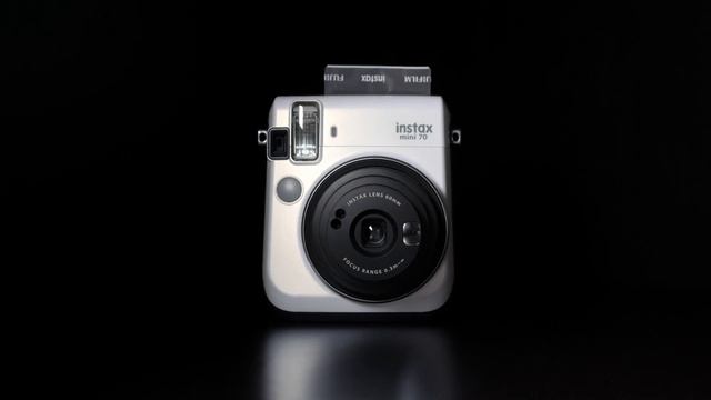 Fujifilm Instax Mini 70 product video (homemade) смотреть онлайн