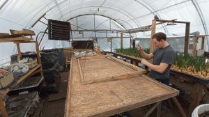 Самый дешевый !!!  парник своими руками ( Аналог хлебница )