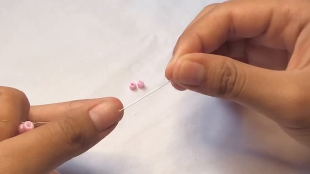 how to make flower beaded ring//cara membuat cincin manik bunga смотреть онлайн