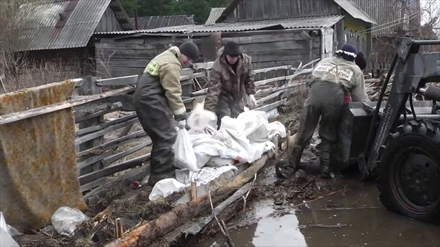Предотвращение ЧС в пос. Орловка. Видео с места событий смотреть онлайн
