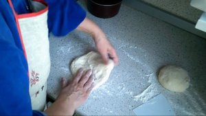 Булка витая сдобная на закваске Левито Мадре