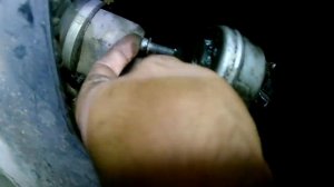 Как снять правую полуось Citroen C5