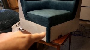 Как самому перетянуть сложный диван велюром? Как сделать выкройку?#перетяжкамебели#перетяжка