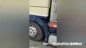 Супер мощный джамп стартер на 2800A