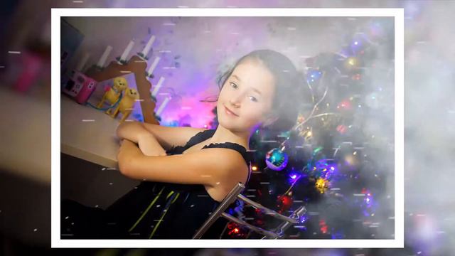 «Новогодняя» Исполняет Халикова София смотреть онлайн