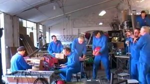 ПОКА НАЧАЛЬНИКА НЕТ НА РАБОТЕ