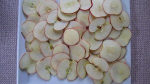 Яблоки, сушенные в духовке