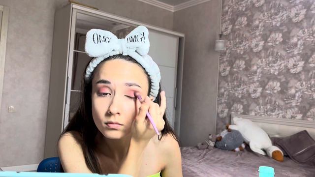 Мой вечерний макияж/ Играюсь с тенями смотреть онлайн