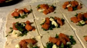 Быстрые пирожки с лососем или курицей  .Мой рецепт