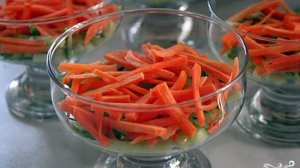 Простой салат из креветок