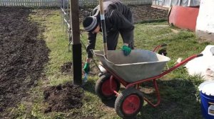 ДЕЛАЮ ЖЕНЕ БЕЛЬЕВУЮ ВЕРЁВКУ/ВКОПАЛ НОВЫЙ СТОЛБ