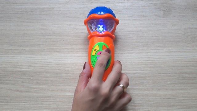 Детская игрушка музыкальный микрофон смотреть онлайн