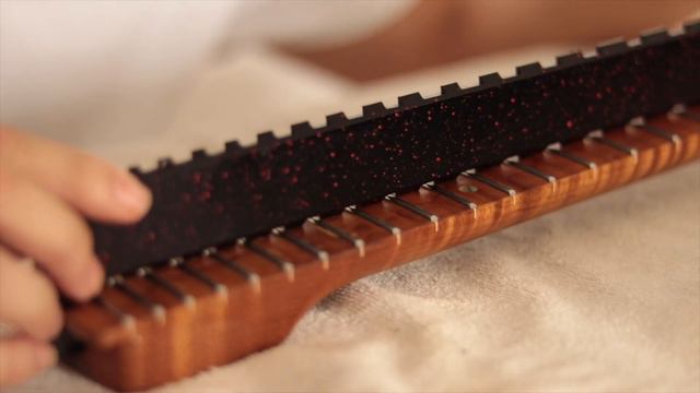 Upgrades on Cheap Stratocaster // Fret leveling + Vega-Trem VT1 & Gotoh Magnum Tuner Install смотреть онлайн